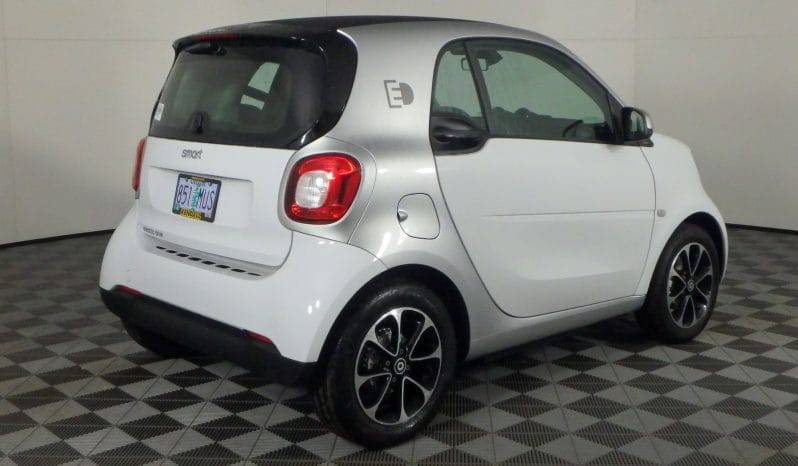 Used 2017 smart fortwo electric drive passion coupe 2dr Car – WMEFJ9BA6HK235652 full