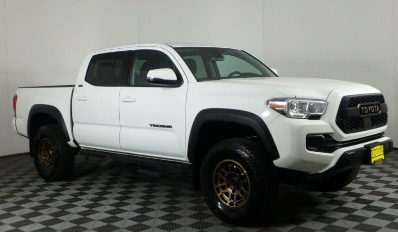 Used 2023 Toyota Tacoma Trail Edition Double Cab 5′ Bed V6 Crew Cab Pickup – 3TMCZ5AN1PM538739 full