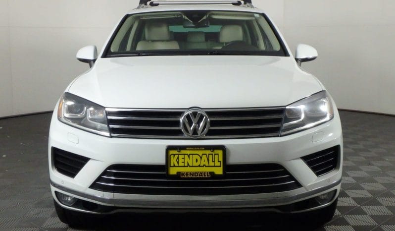 Used 2016 Volkswagen Touareg 4dr TDI Lux Sport Utility – WVGEP9BP7GD003394 full