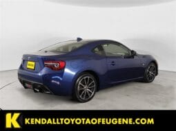 Used 2018 Toyota 86 Base 2D Coupe – JF1ZNAA18J9701930 full