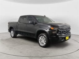 Used 2022 Chevrolet Silverado 1500 Custom 4D Crew Cab – 1GCPDBEK2NZ618061 full