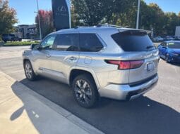 Used 2025 Toyota Sequoia Capstone 4D Sport Utility – 7SVAAABA5SX051362