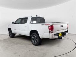 Used 2017 Toyota Tacoma TRD Sport 4D Double Cab – 3TMCZ5AN5HM054610
