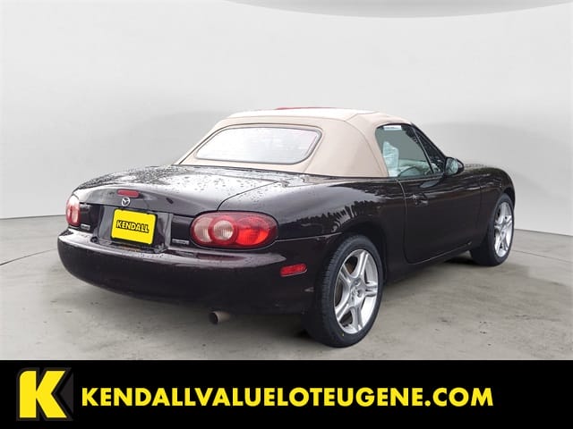Used 2004 Mazda Miata LS 2D Convertible – JM1NB353040410128 full