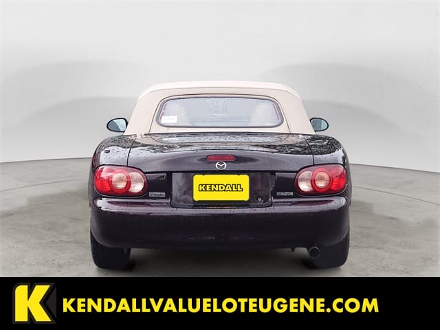 Used 2004 Mazda Miata LS 2D Convertible – JM1NB353040410128 full