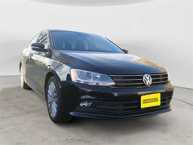 Used 2015 Volkswagen Jetta 1.8T SE 4D Sedan - 3VWD07AJ0FM337871