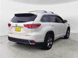 Used 2018 Toyota Highlander  4D Sport Utility – 5TDDZRFH3JS840121