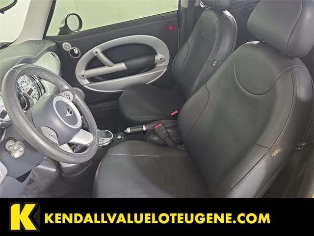 Used 2004 MINI Cooper Base 2D Hatchback – WMWRC33484TJ61518 full