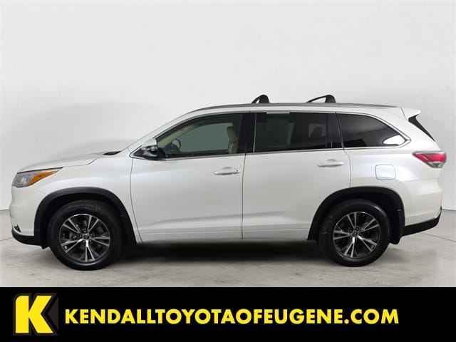 2016 Toyota Highlander XLE's photo