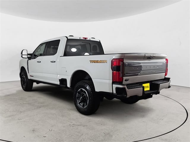 Used 2024 Ford F-250SD Platinum 4D Crew Cab – 1FT8W2BM4RED15171 full