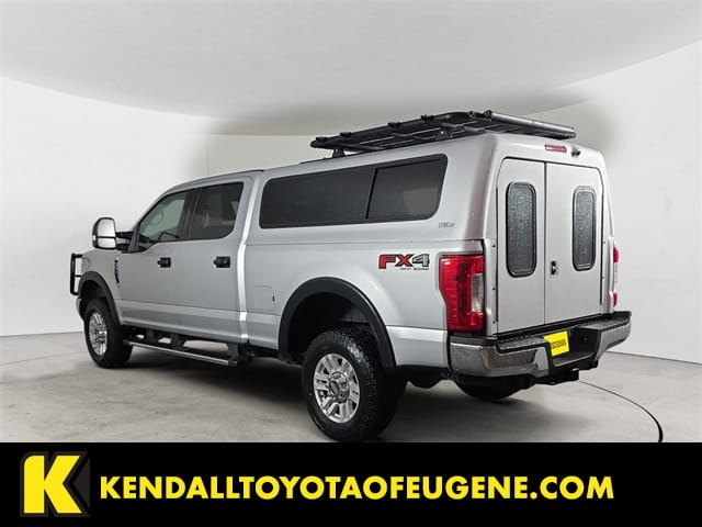 Used 2019 Ford F-350SD XLT 4D Crew Cab – 1FT8W3B62KEF25927 full