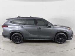 Used 2025 Toyota Highlander XSE 4D Sport Utility – 5TDKDRBH6SS588572