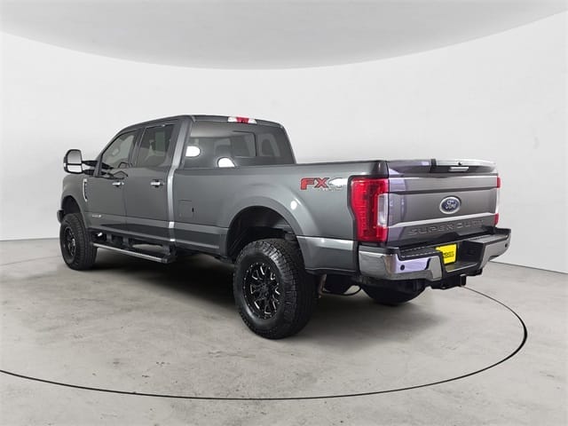 Used 2017 Ford F-350SD XLT 4D Crew Cab – 1FT8W3BT8HEC45220