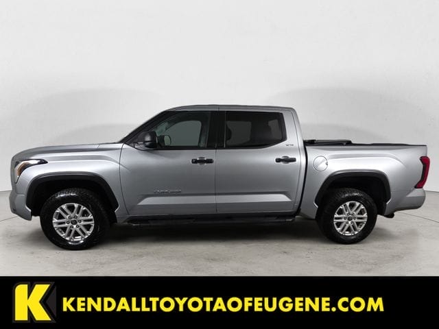 Used 2022 Toyota Tundra SR5 4D CrewMax – 5TFLA5DBXNX016577