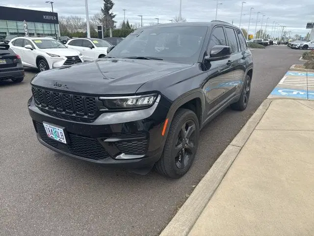 Used 2025 Jeep Grand Cherokee Altitude X 4D Sport Utility – 1C4RJHAG2SC296154