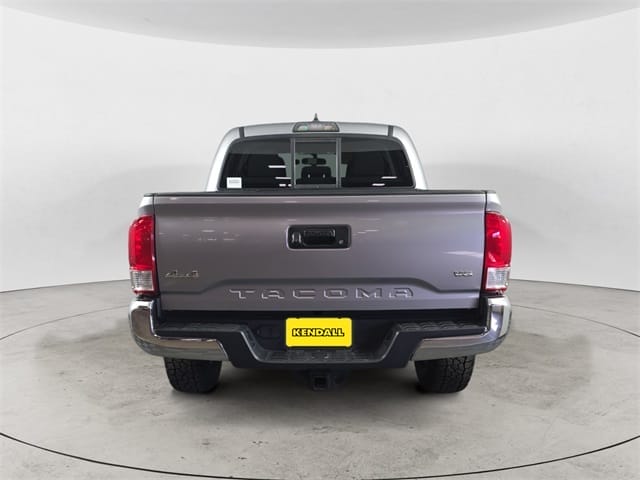 Used 2016 Toyota Tacoma SR5 4D Double Cab – 3TMCZ5AN3GM012564