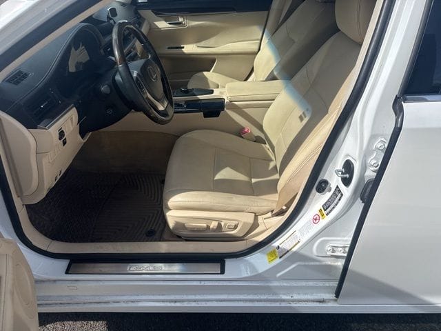 Used 2015 Lexus ES 350 4D Sedan – JTHBK1GG1F2168379