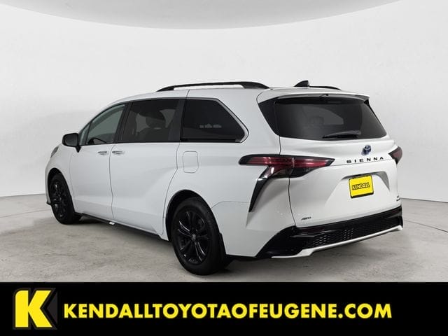 Used 2024 Toyota Sienna XSE 4D Passenger Van – 5TDGSKFC3RS140026