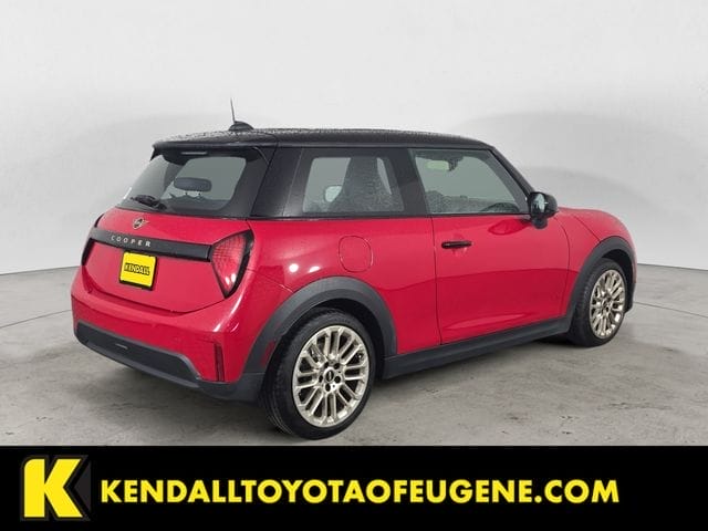 Used 2025 MINI Cooper  2D Hatchback – WMW13GD01S2W81675
