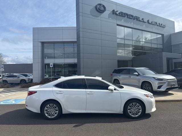 Used 2015 Lexus ES 350 4D Sedan – JTHBK1GG1F2168379