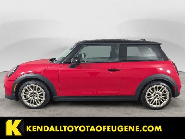 Used 2025 MINI Cooper  2D Hatchback – WMW13GD01S2W81675