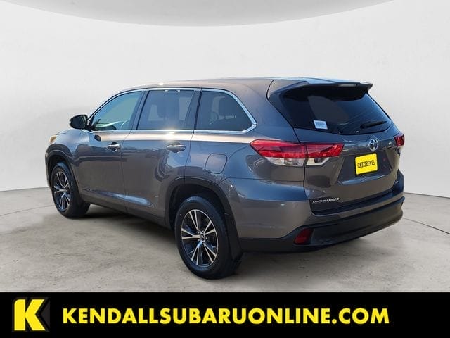 Used 2019 Toyota Highlander LE 4D Sport Utility – 5TDBZRFHXKS954691