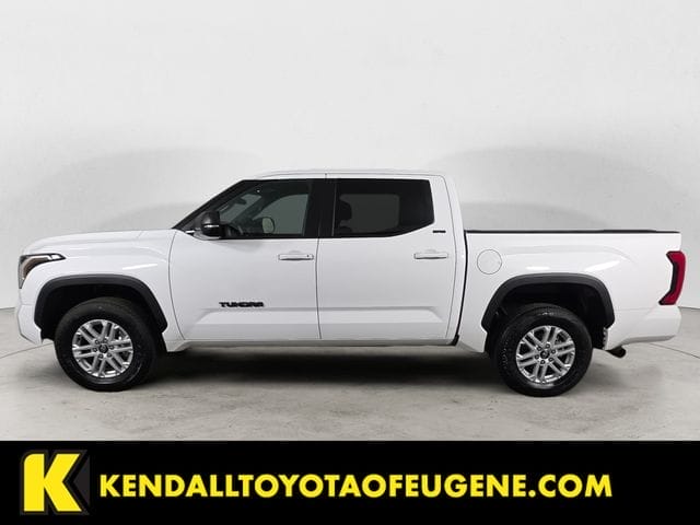 Used 2025 Toyota Tundra SR5 4D CrewMax – 5TFLA5DB4SX294774