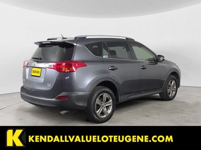Used 2015 Toyota RAV4 XLE 4D Sport Utility – JTMRFREV3FD165380