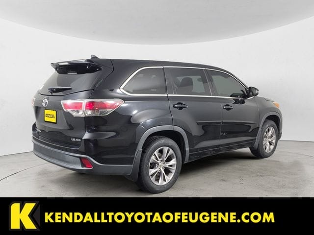 Used 2015 Toyota Highlander LE Plus V6 4D Sport Utility – 5TDBKRFH9FS122513