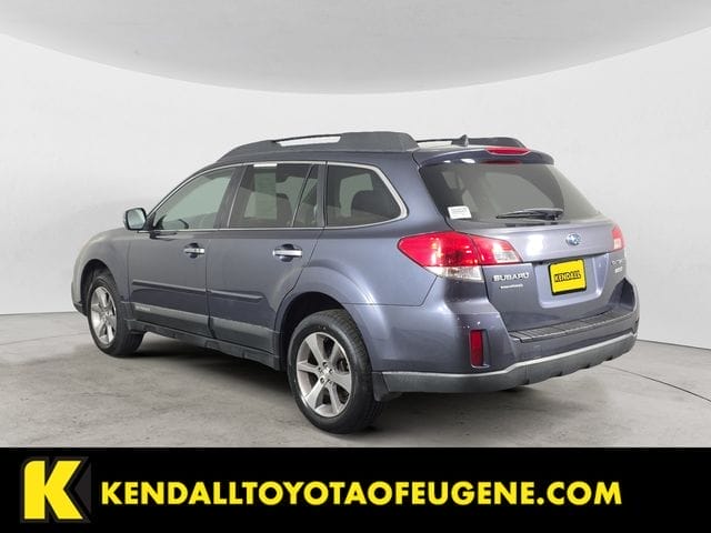 Used 2014 Subaru Outback 2.5i 4D Sport Utility – 4S4BRBPCXE3259221