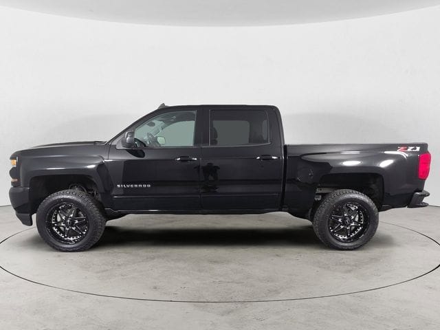 Used 2018 Chevrolet Silverado 1500 LT 4D Crew Cab – 3GCUKREC0JG517220