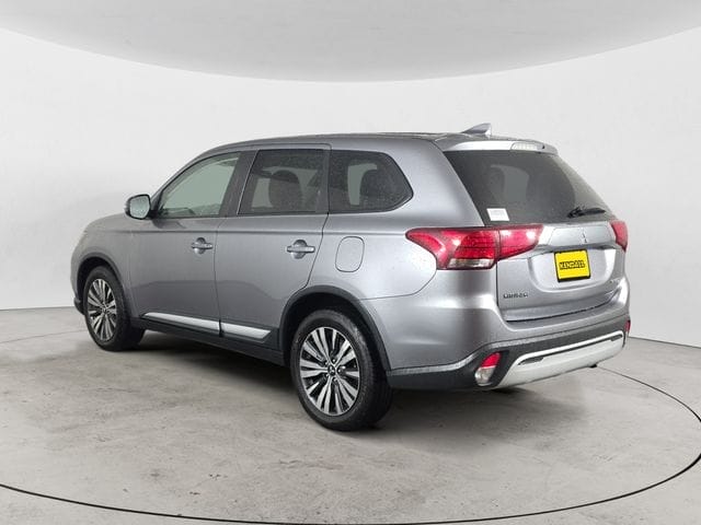 Used 2019 Mitsubishi Outlander SE 4D Sport Utility – JA4AZ3A37KZ047152