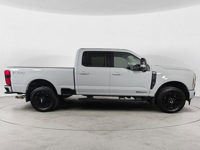 Used 2025 Ford F-350SD Lariat 4D Crew Cab – 1FT8W3BT9SEC42172