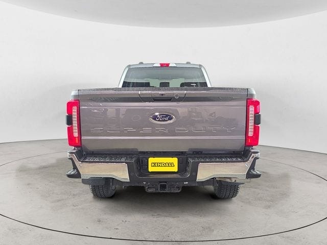 Used 2025 Ford F-350SD Lariat 4D Crew Cab – 1FT8W3BT1SEC41582