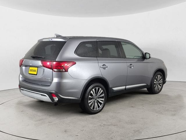 Used 2019 Mitsubishi Outlander SE 4D Sport Utility – JA4AZ3A37KZ047152
