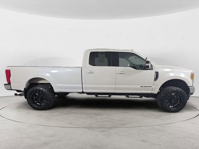 Used 2019 Ford F-350SD Lariat 4D Crew Cab – 1FT8W3BT2KED77719