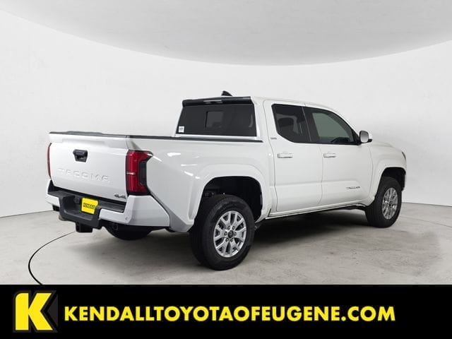 Used 2025 Toyota Tacoma SR5 4D Double Cab – 3TMLB5JN5SM183183