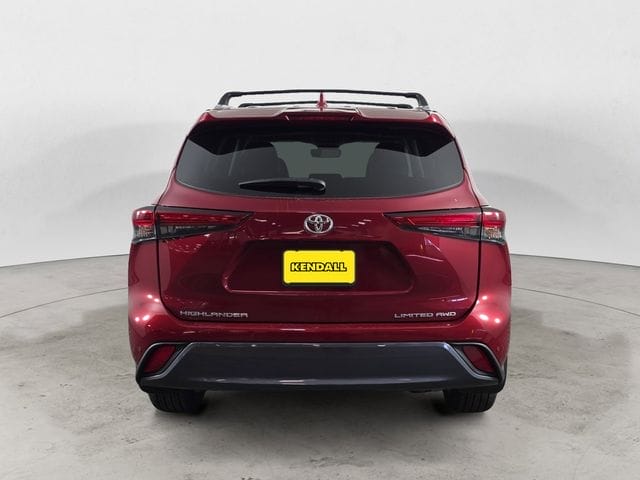 Used 2023 Toyota Highlander Limited 4D Sport Utility – 5TDKDRBHXPS018596