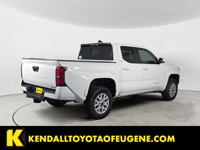 Used 2025 Toyota Tacoma SR5 4D Double Cab – 3TMLB5JN5SM183183