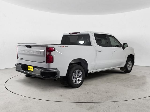 Used 2019 Chevrolet Silverado 1500 LT 4D Crew Cab – 1GCUYDED5KZ262673