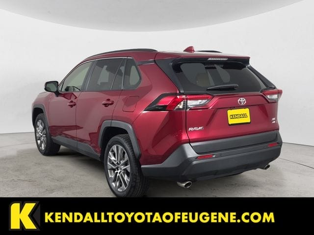 Used 2025 Toyota RAV4 XLE Premium 4D Sport Utility – JTMA1RFVXSD114320