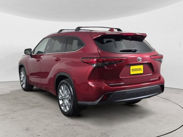 Used 2023 Toyota Highlander Limited 4D Sport Utility – 5TDKDRBHXPS018596