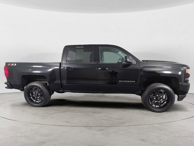 Used 2018 Chevrolet Silverado 1500 LT 4D Crew Cab – 3GCUKREC0JG517220