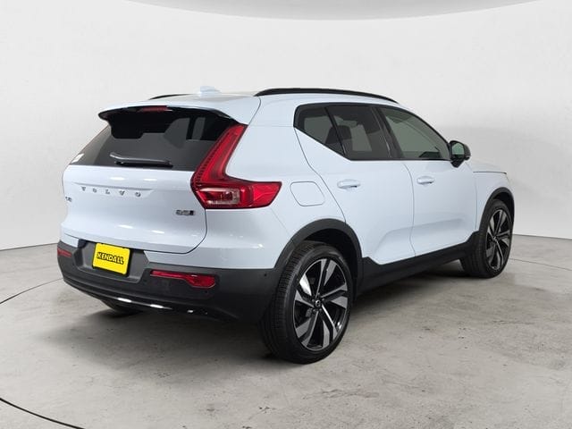 Used 2026 Volvo XC40 B5 Ultra 4D Sport Utility – YV4L12UM6T2773614
