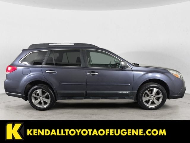 Used 2014 Subaru Outback 2.5i 4D Sport Utility – 4S4BRBPCXE3259221