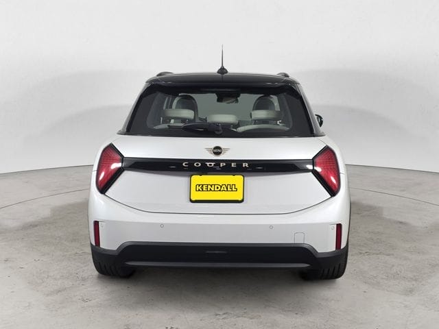 Used 2025 MINI Cooper Signature 4D Hatchback – WMW43GD03S2W92769