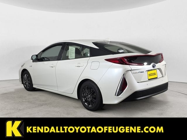 Used 2017 Toyota Prius Prime Advanced 5D Hatchback – JTDKARFP4H3020129
