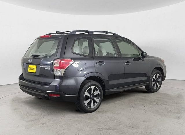 Used 2017 Subaru Forester 2.5i 4D Sport Utility – JF2SJABC8HH449377 full