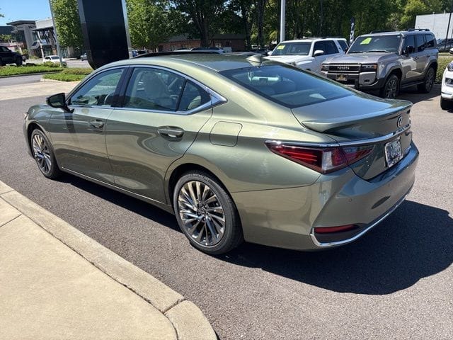 Used 2025 Lexus ES 300h Luxury 4D Sedan – 58AEA1C13SU077006