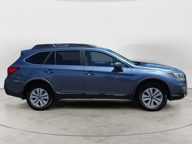 Used 2018 Subaru Outback 2.5i Premium 4D Sport Utility – 4S4BSACC6J3292442